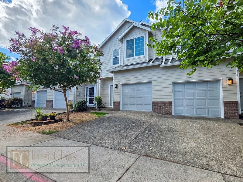 773 SW 198th Pl