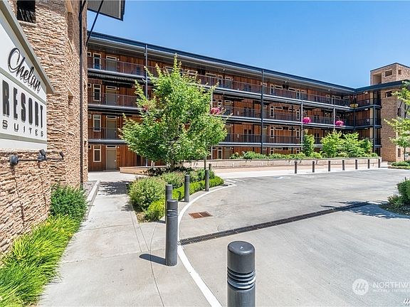 2nd image of 2220 W Woodin Avenue #409