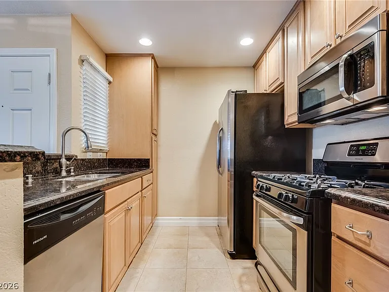 1900 Villa Palms Ct #103 — Photo 7
