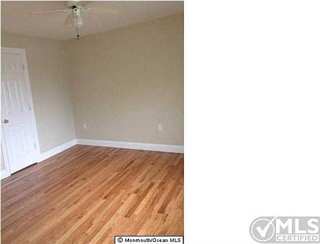 5th image of 17 Griggs Ave