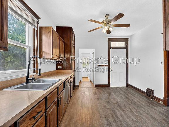 5th image of 1208 Verl Pl