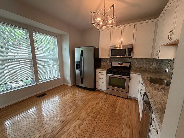 3553 Morning Star Pl — Photo 7