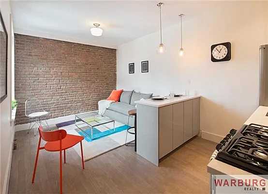 Sold by Warburg | media 2