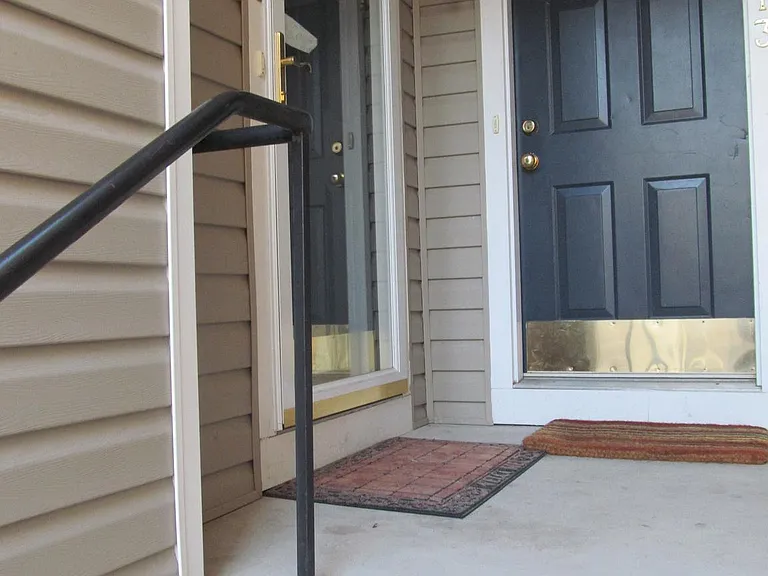 2511 Pascal Pl — Photo 2