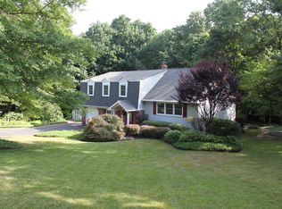 30 Far View Rd, Chalfont, PA 18914