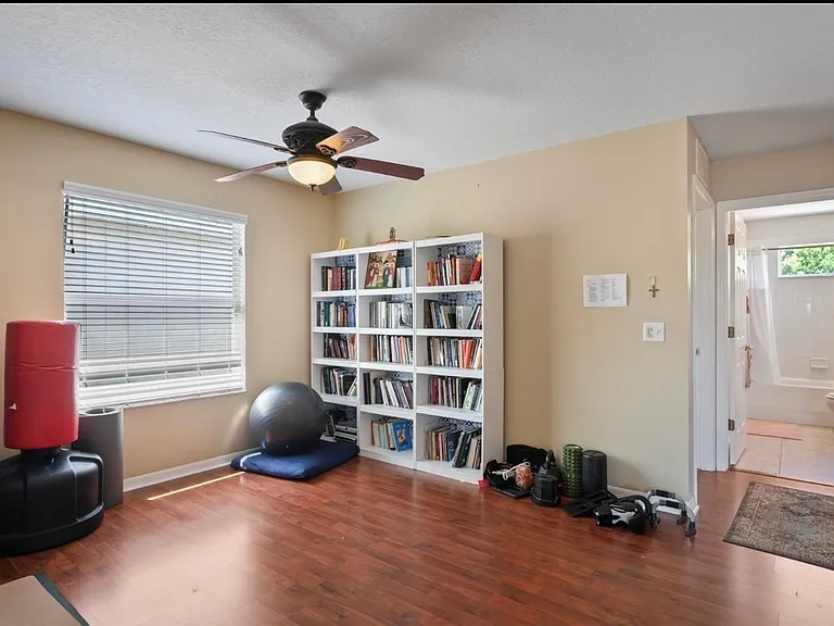 12935 Solola Way — Photo 23