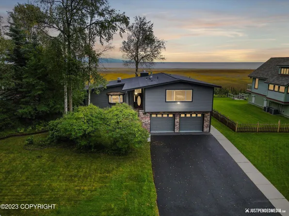 360 Oceanview Dr, Anchorage, AK 99515