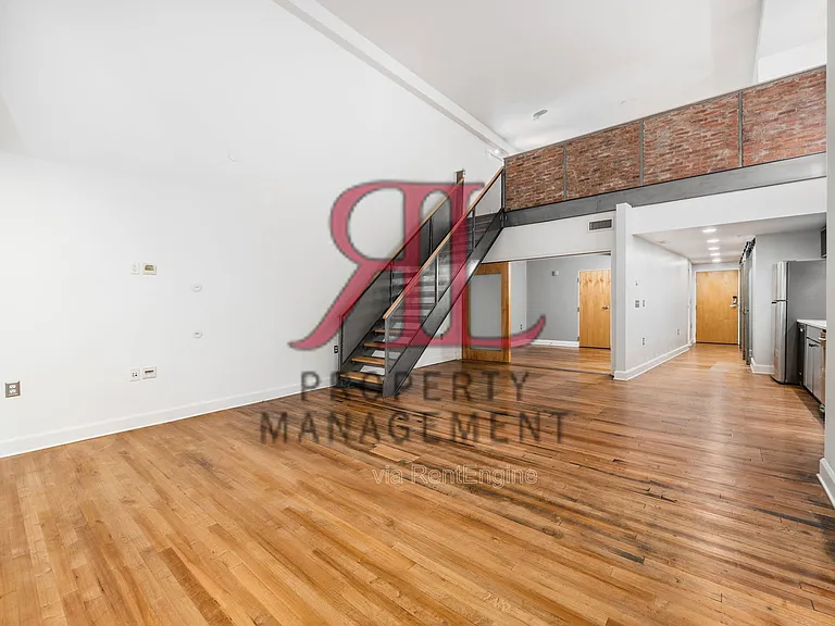 106 N High St #101 — Photo 8