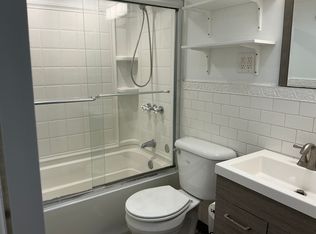 1022 Pine St #301, Philadelphia, PA 19107
