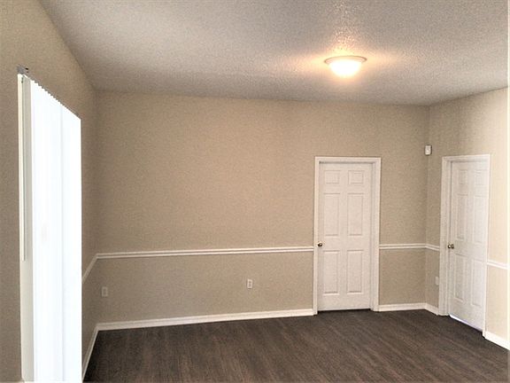 4th image of 818 Massy Ct