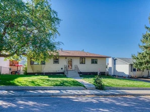 305 W 11th St, Gillette, WY 82716