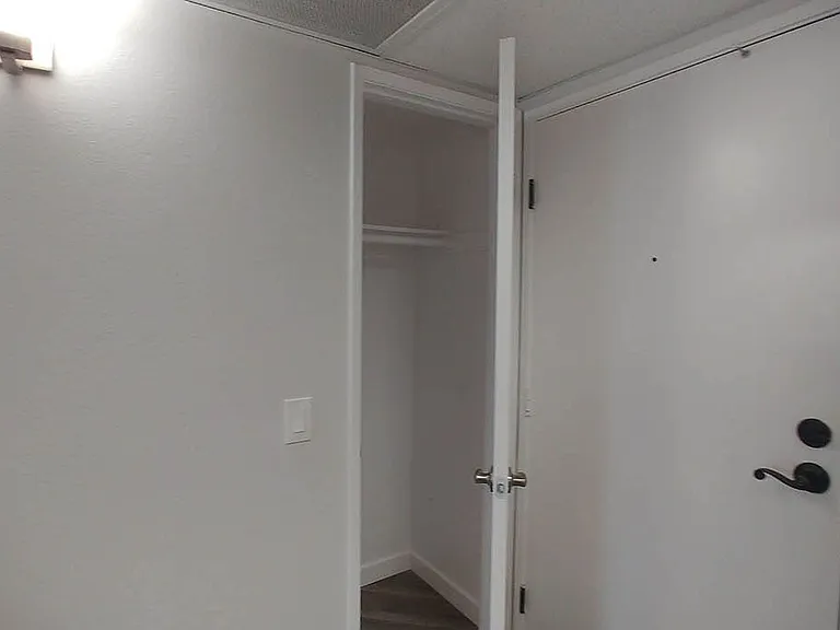 Villa De Adel Apts — Photo 103