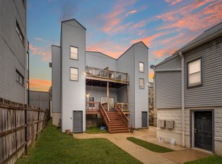1913 W Armitage Ave #2W, Chicago, IL 60622