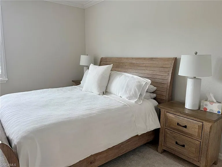 9498 Napoli Ln #201 — Photo 32