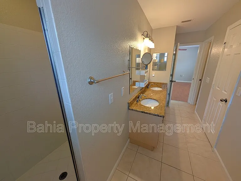 6212 Ashbury Palms Dr — Photo 23