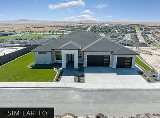 212 Taylor Ln, Pasco, WA 99301