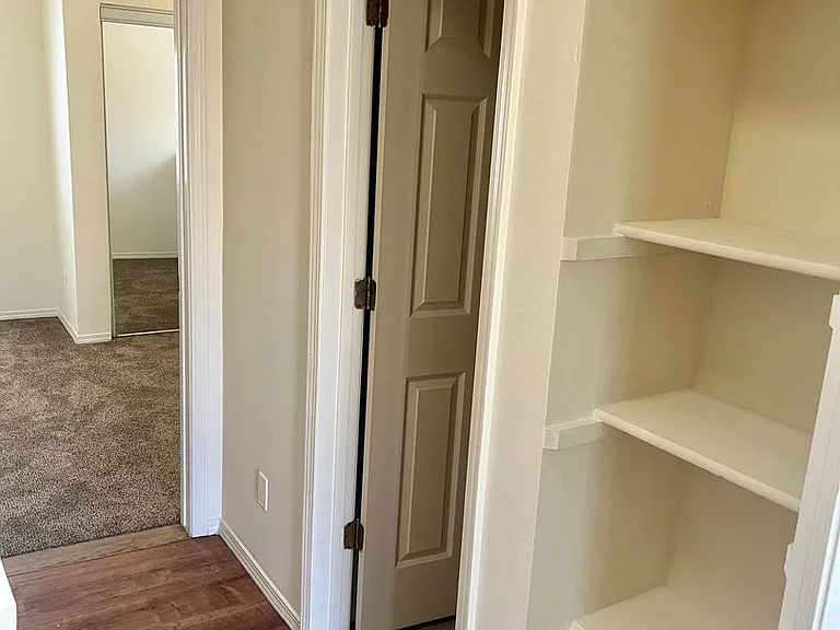 Modern Condo-Style Living Near Nob Hill & UNM $300 Off Move-In Special at The Spirals Apartments — Photo 18