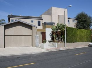 2430 Venus Dr, Los Angeles, CA 90046