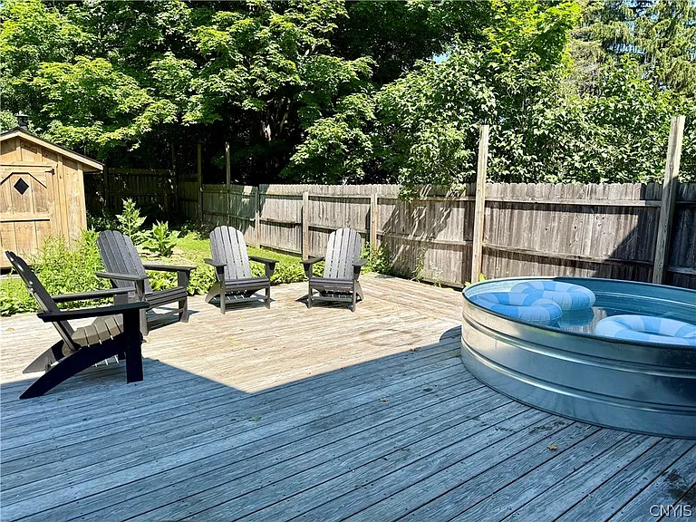 690 Crow Hill Rd — Photo 20