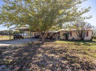 109 W Commerce St, Gustine, TX 76455