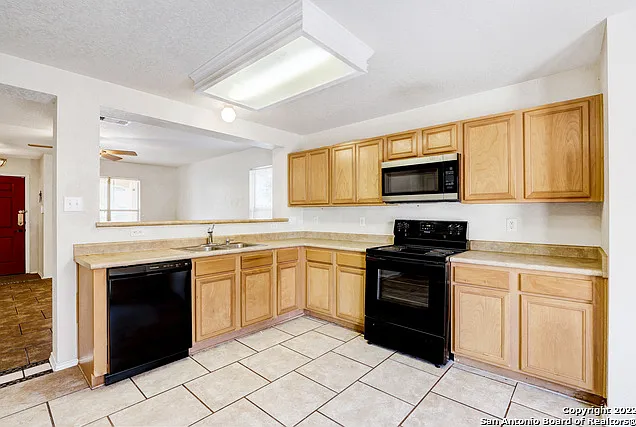 19 Griggs Point — Photo 8