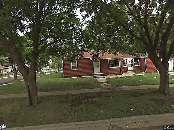 2nd image of 1523 Arthur Ave