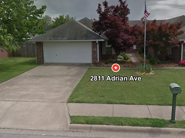 2811 Adrian Ave #B — Photo 1