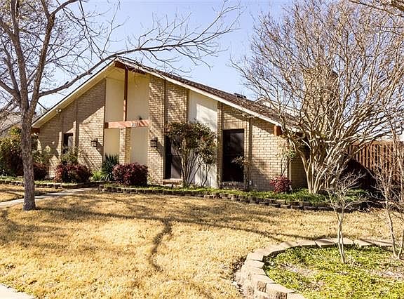 2nd image of 4501 Fremont Ln