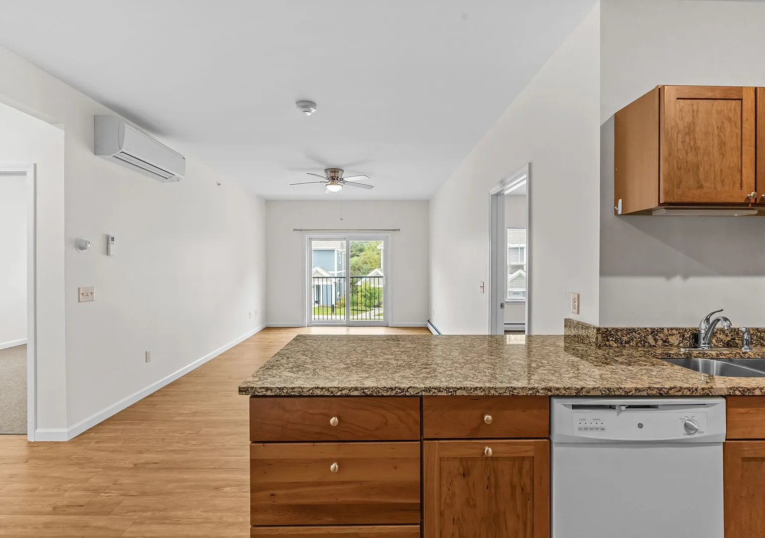 Gardenside Commons — Photo 2