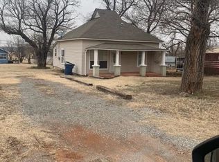 1916 W Logan Ave, Guthrie, OK 73044
