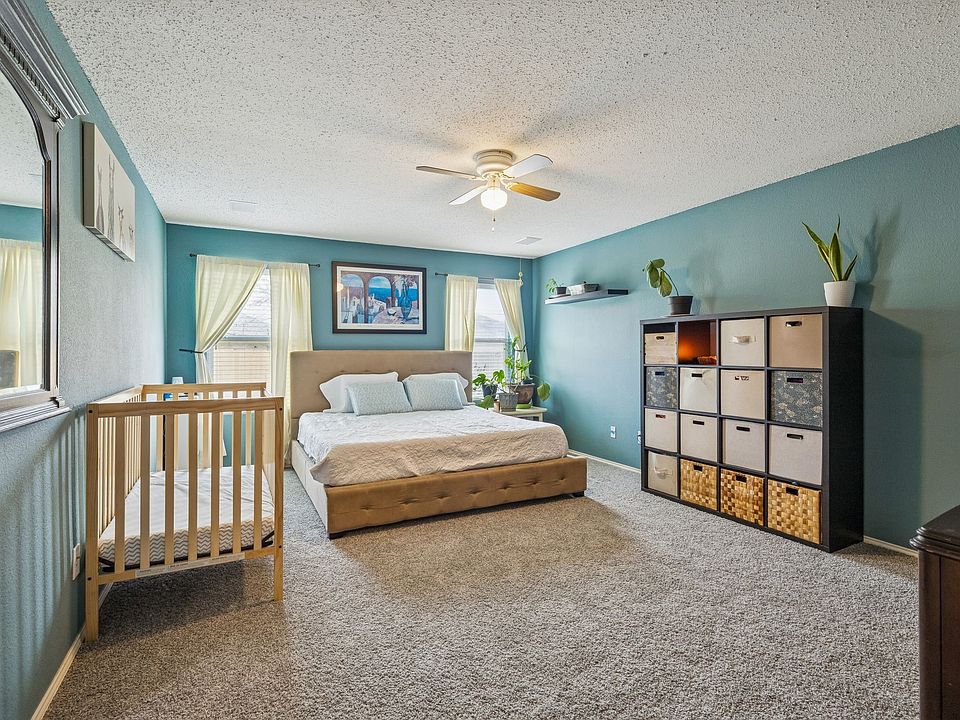 1st image of 2704 Melanie Dr