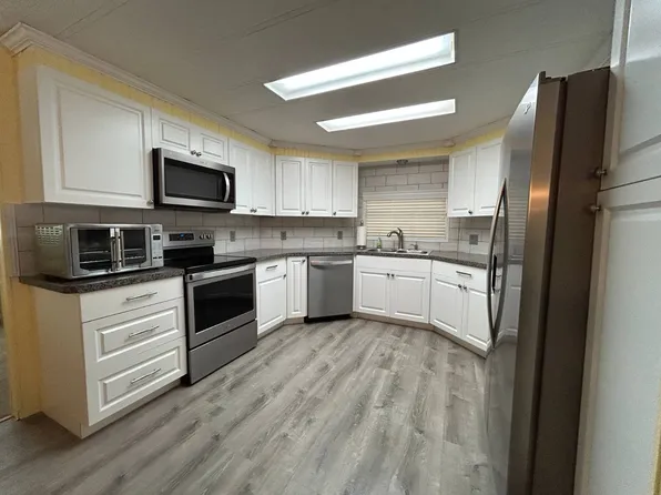 54 Ocoa Ct, Fort Myers, FL 33912