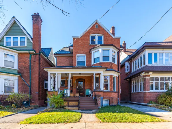 108 Madison Ave #E, Toronto, ON M5R 2S4