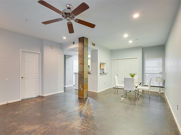 3rd image of 4104 N Hall St APT 101