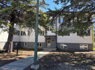 300 Shorepointe Village St, Gimli, MB R0C 1B0