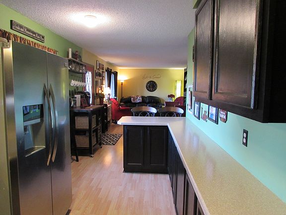 5th image of 1021 Patricia Ln NW