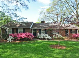 869 Kenwick Dr, Winston Salem, NC 27106