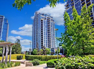 7 N Park Rd #1012, Vaughan, ON L4J 0C9