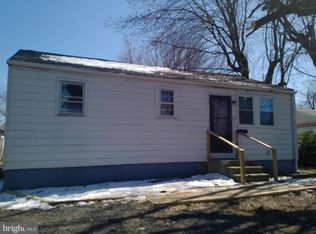 810 Newportville Rd, Croydon, PA 19021