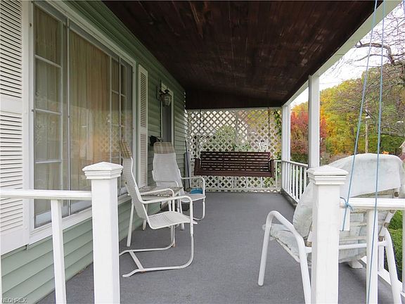 4th image of 695 E Catawba Ave