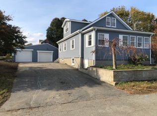 21 Narragansett Ave, Portsmouth, RI 02871