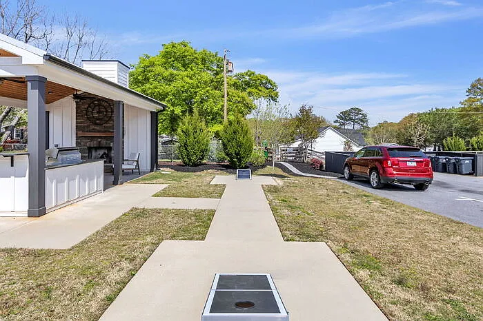 8 Tolar Rd — Photo 35