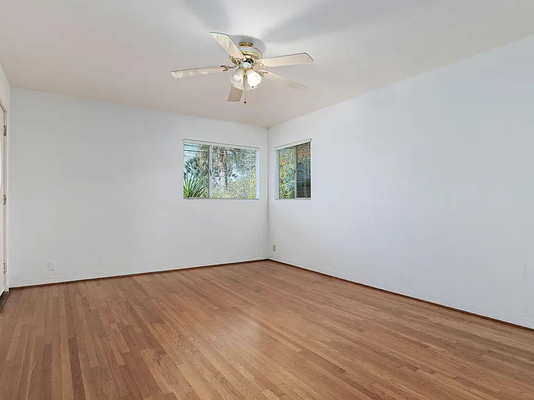 2120 State St — Photo 13