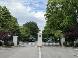 395 Redding Rd APT 114, Lexington, KY 40517