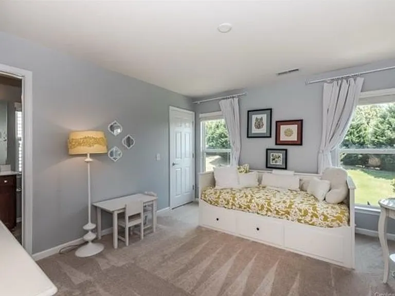 11413 Blue Blossom Rd — Photo 10