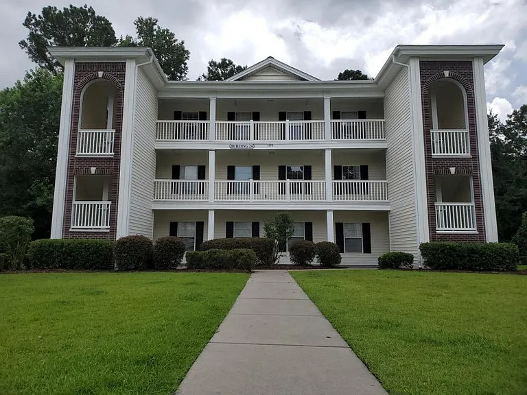 1208 River Oaks Dr #24D — Photo 1