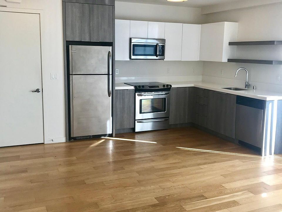 1st image of 1461 Pine St APT 404