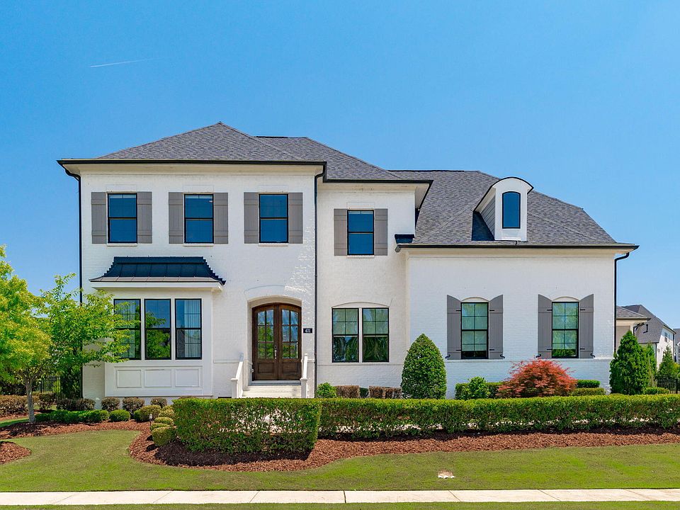 1st image of 401 Grand Highclere Way