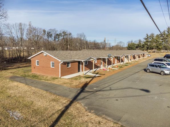 500 Bethania Rural Hall Rd #109