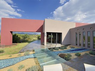 12B Calle De Luz, Santa Fe, NM 87506